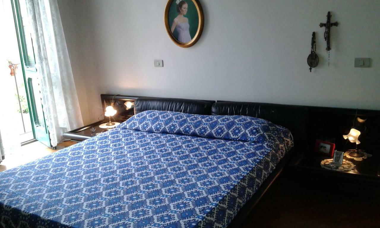Bed and Breakfast In Via Roma Салерно Екстер'єр фото