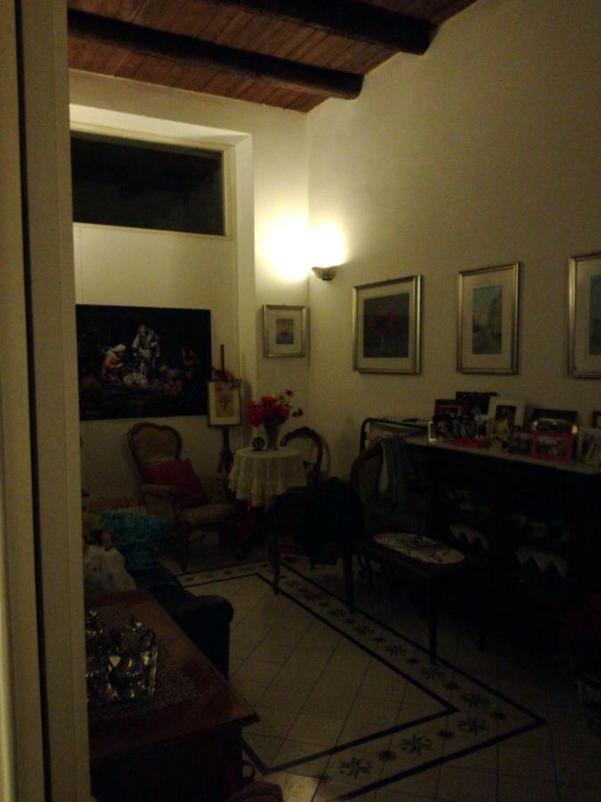 Bed and Breakfast In Via Roma Салерно Екстер'єр фото