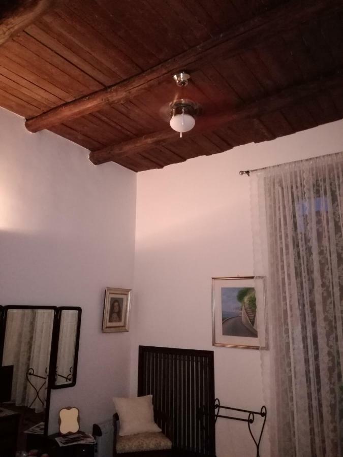 Bed and Breakfast In Via Roma Салерно Екстер'єр фото