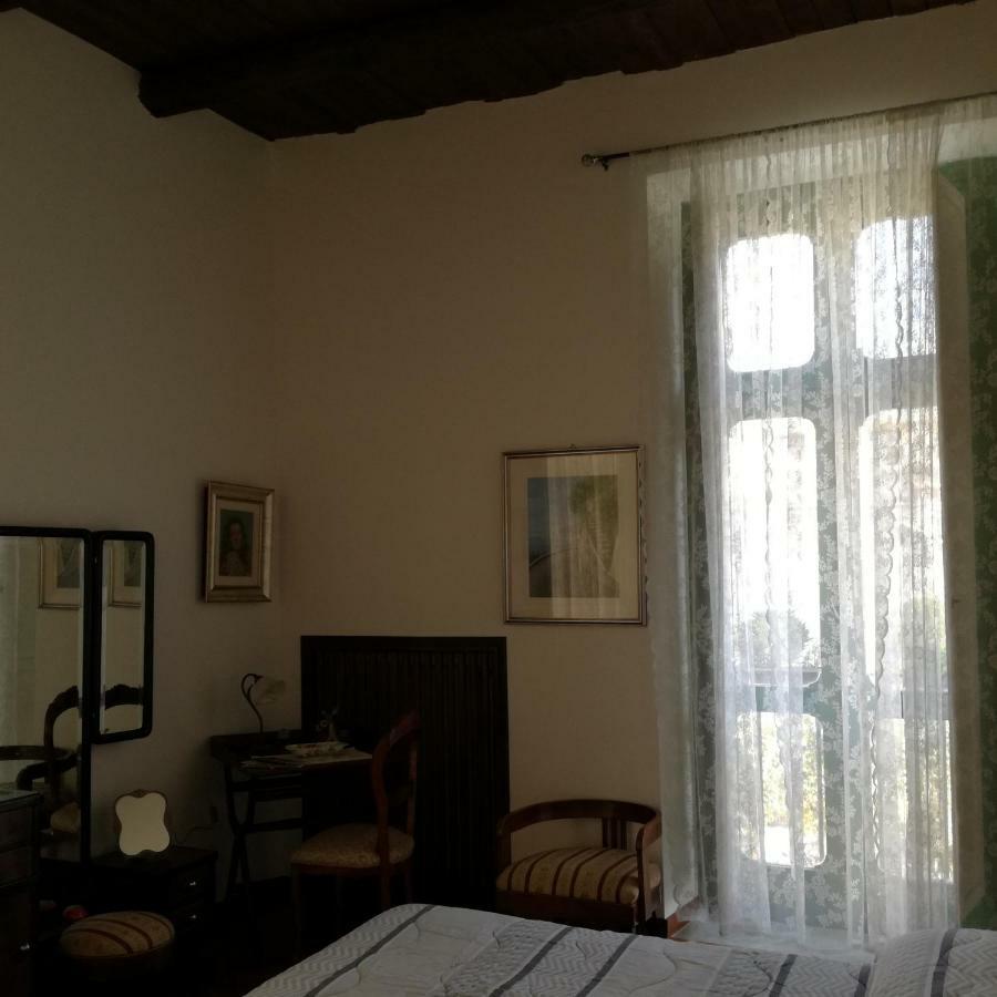 Bed and Breakfast In Via Roma Салерно Екстер'єр фото
